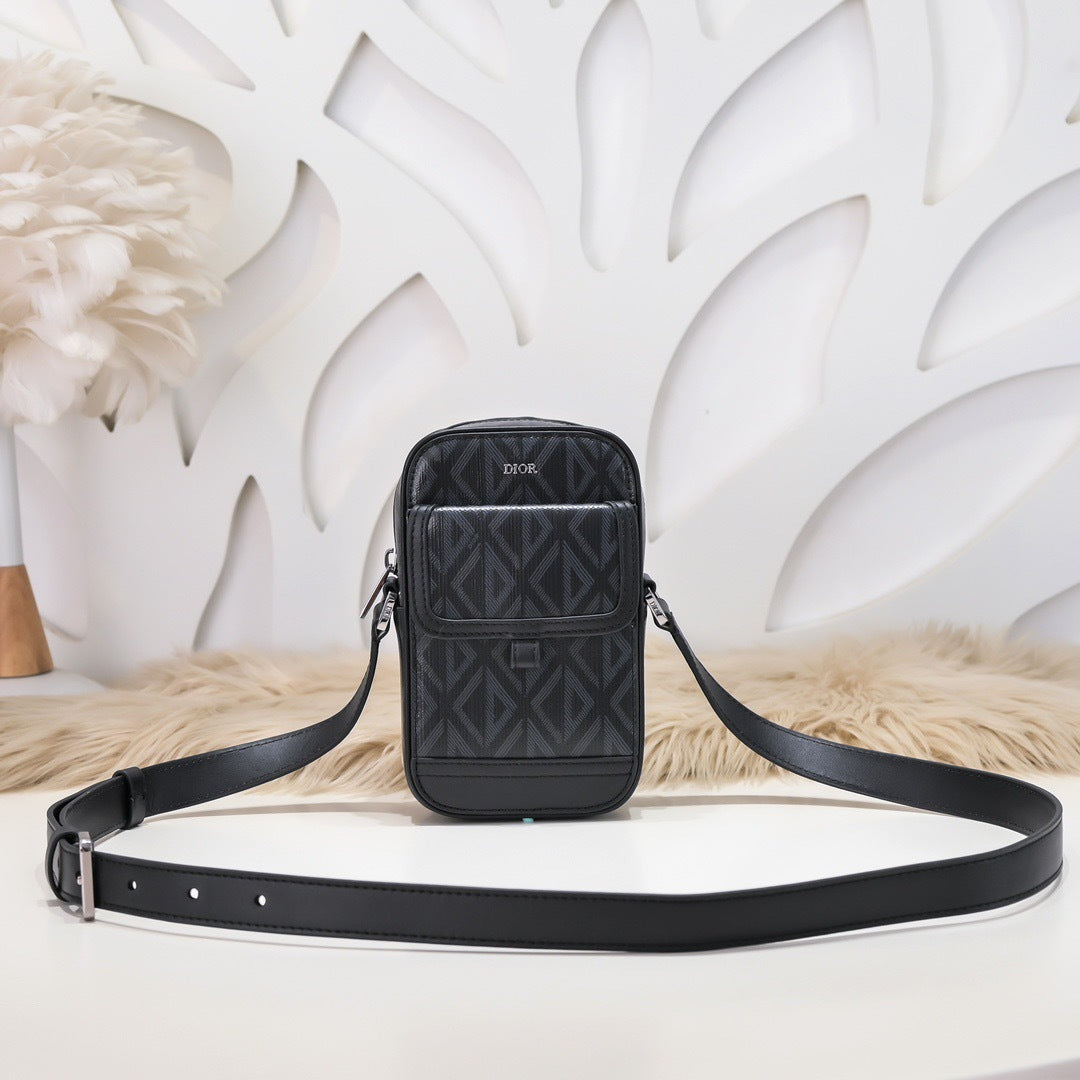 DIOR MESSENGER BAG