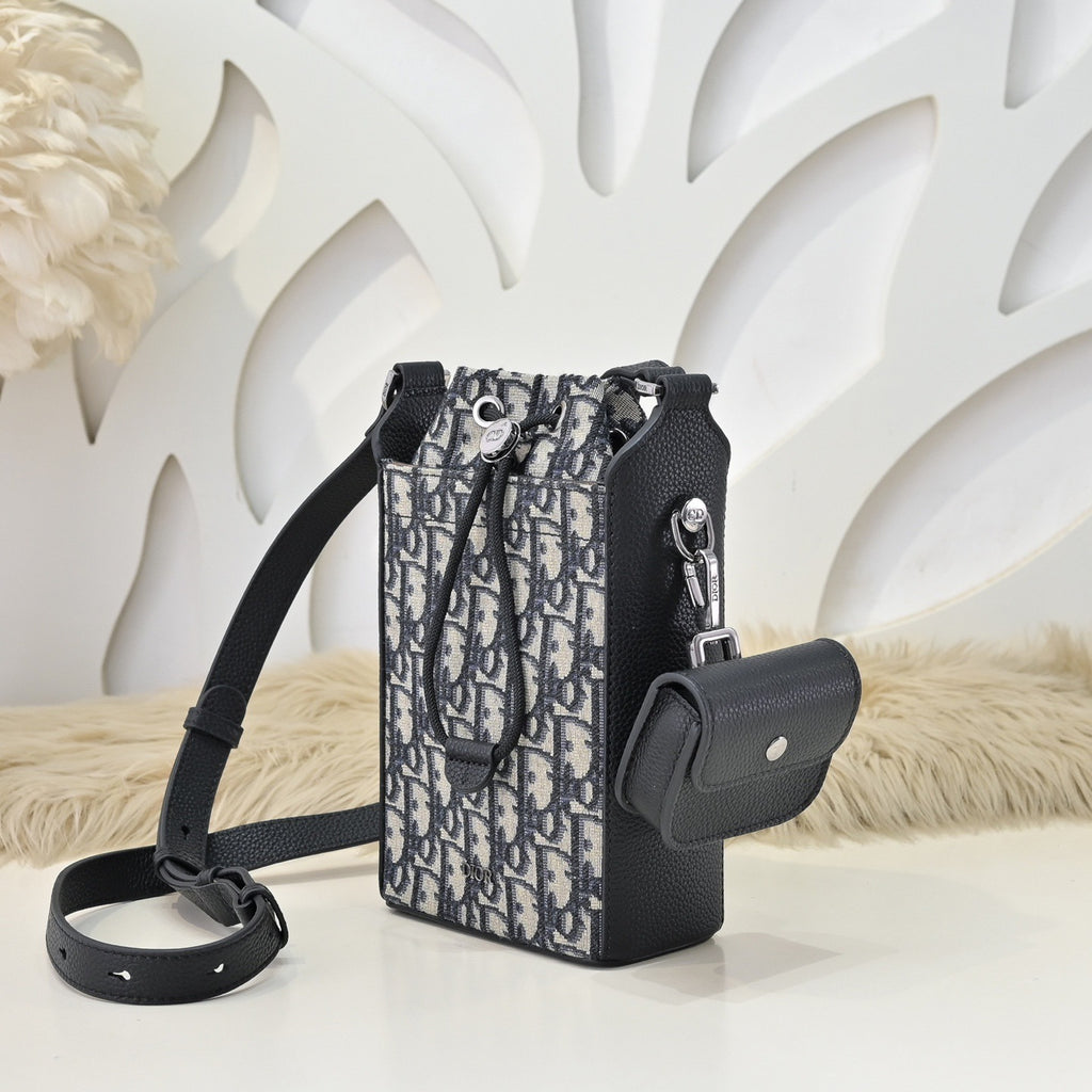 DIOR MESSENGER BAG