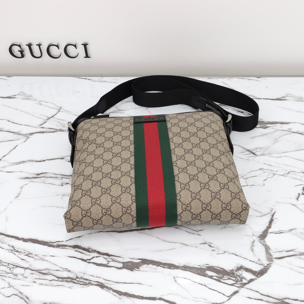 GUCCI MESSENGER BAG