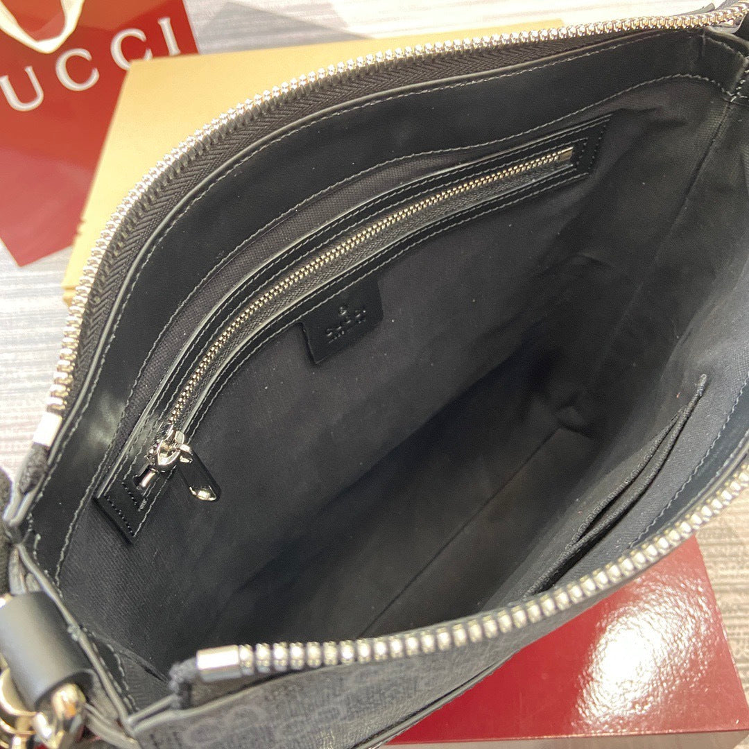GUCCI MESSENGER BAG