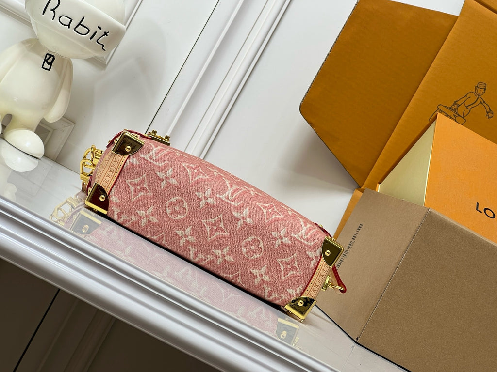 LV WOMENS BAG