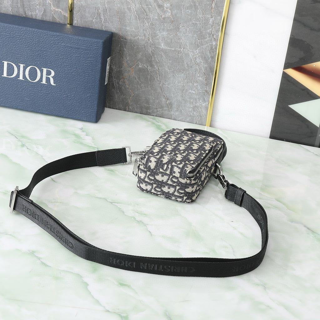 DIOR MESSENGER BAG