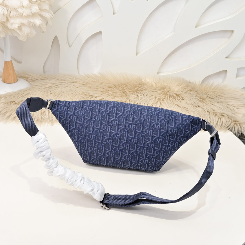 DIOR MESSENGER BAG