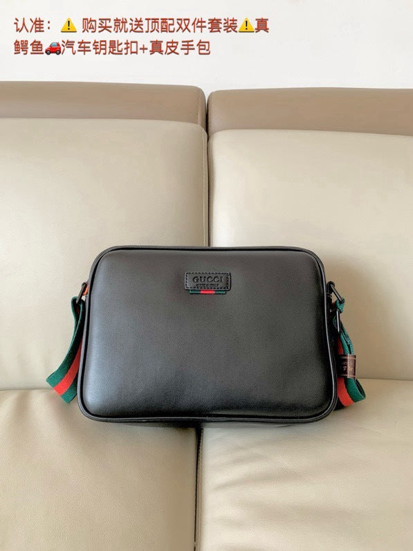 GUCCI MESSENGER BAG