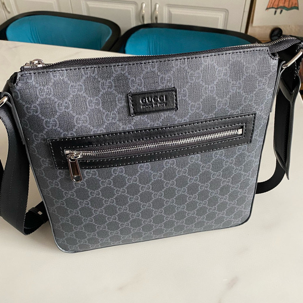 GUCCI MESSENGER BAG