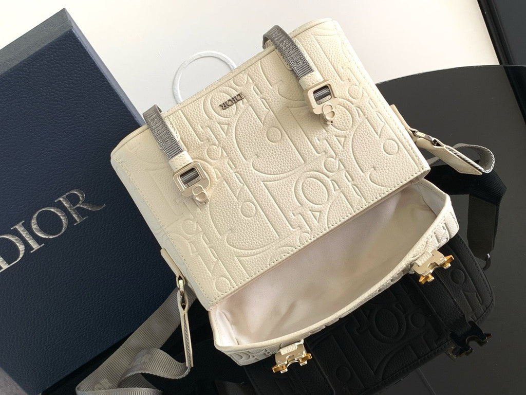 DIOR MESSENGER BAG