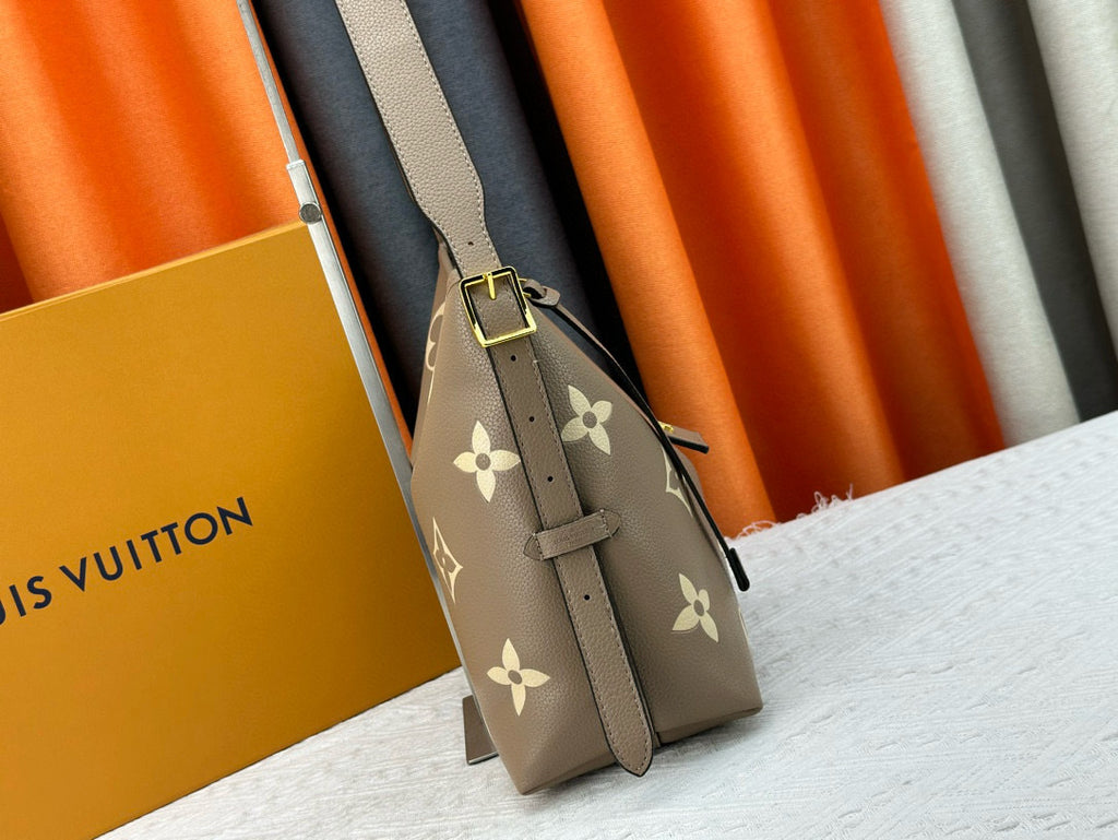 LV WOMENS BAG