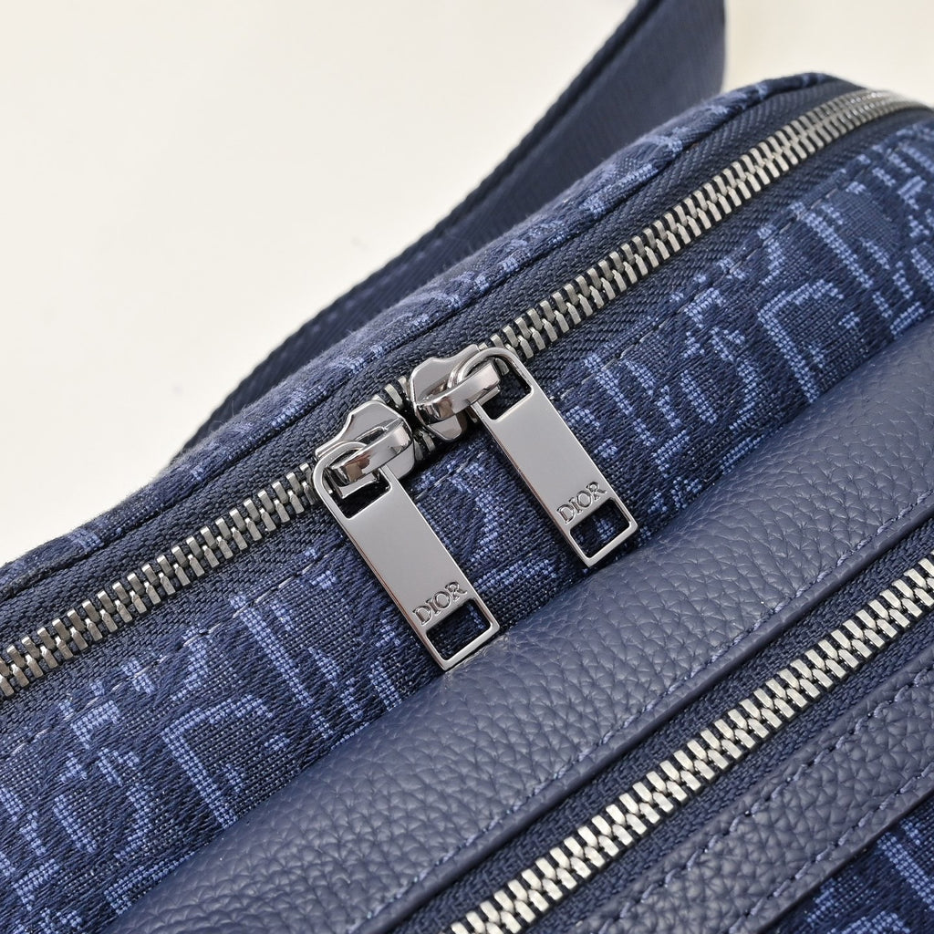 DIOR MESSENGER BAG