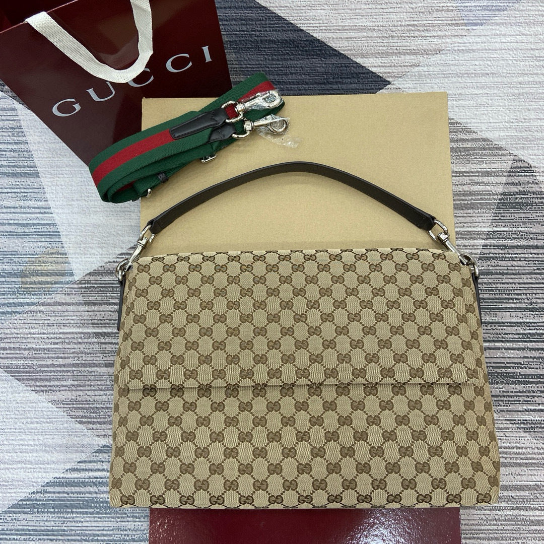GUCCI MESSENGER BAG