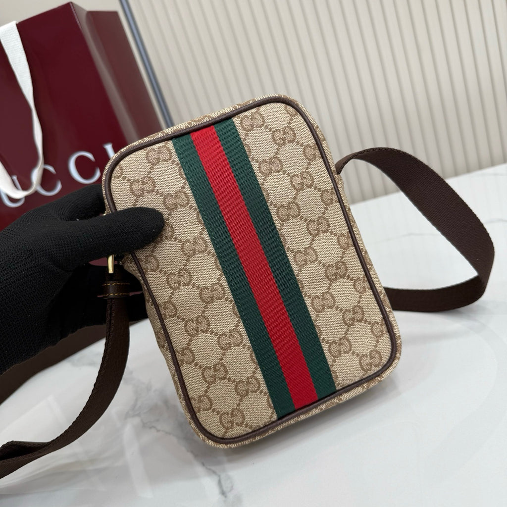 GUCCI MESSENGER BAG