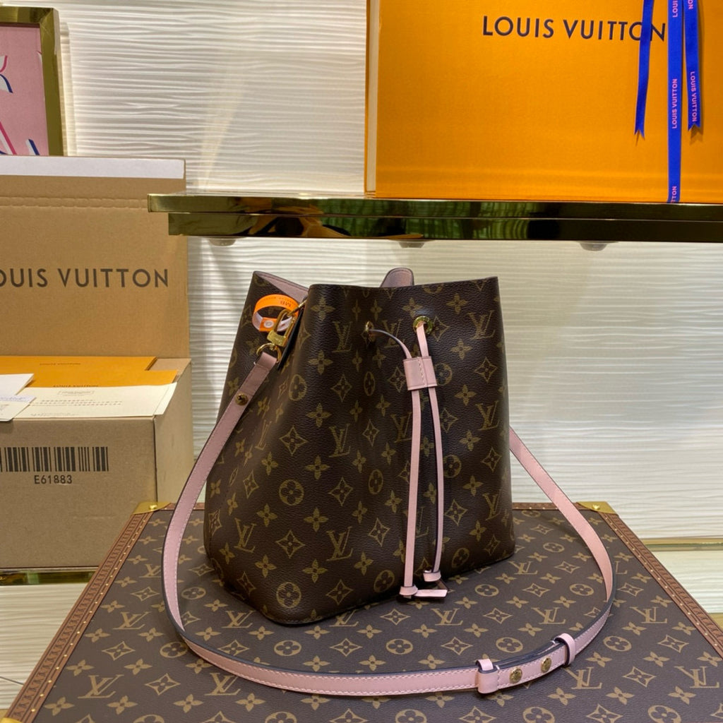 LV WOMENS BAG
