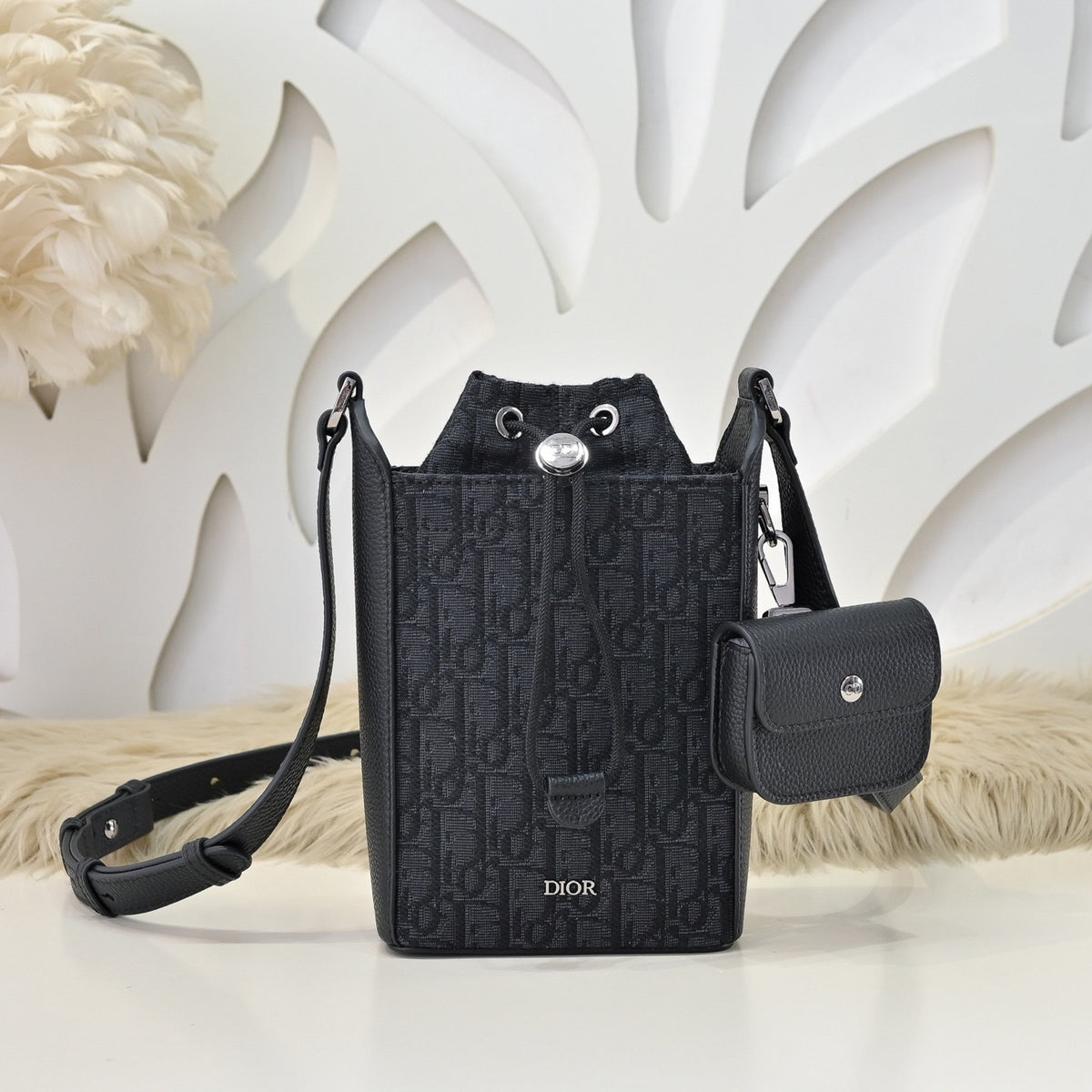 DIOR MESSENGER BAG