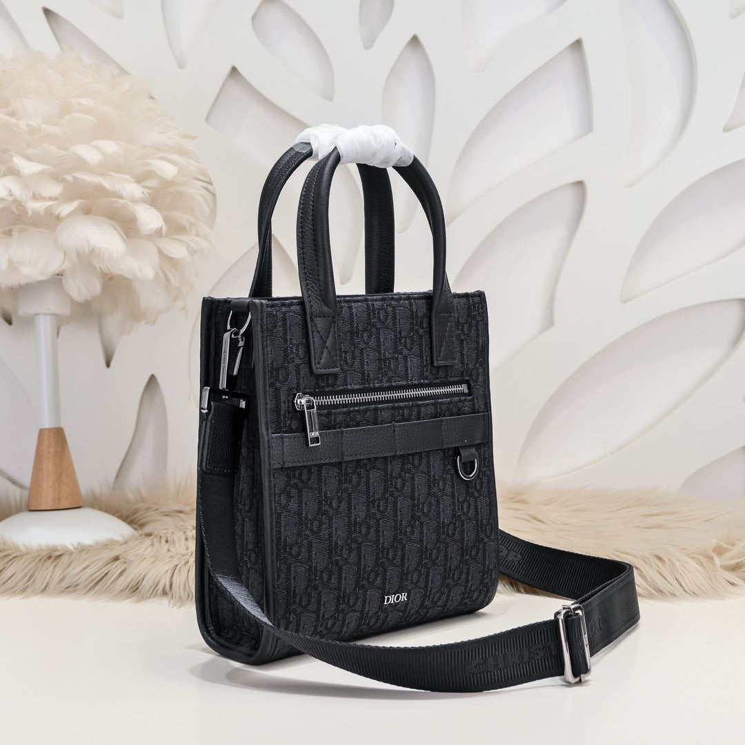 DIOR MESSENGER BAG
