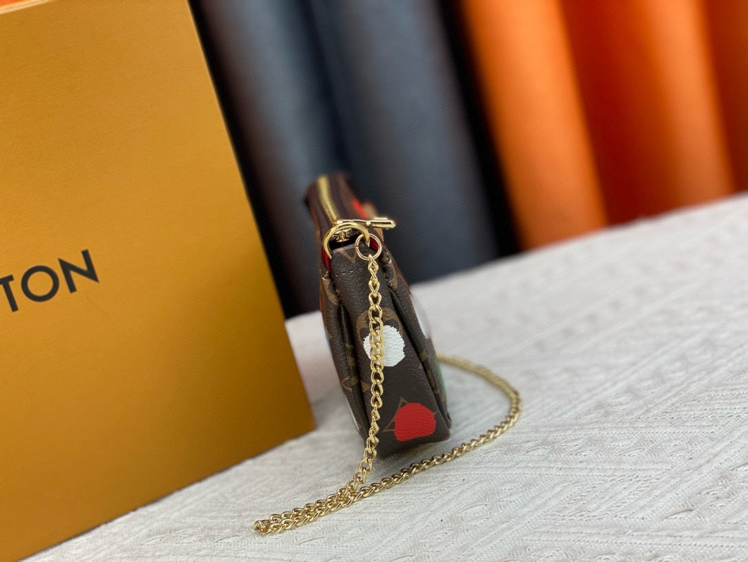 LV WOMENS BAG