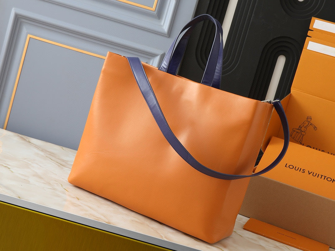LV WOMENS BAG