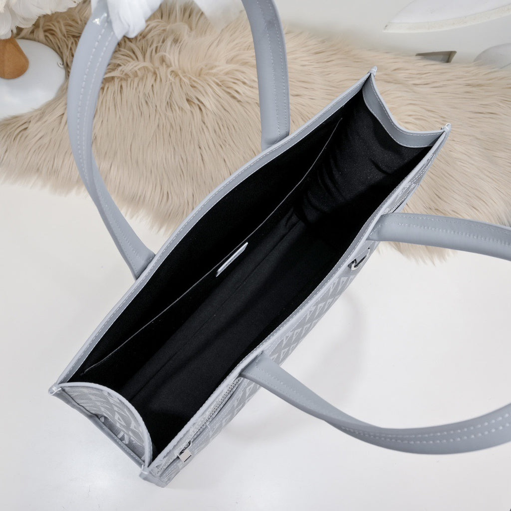 DIOR MESSENGER BAG