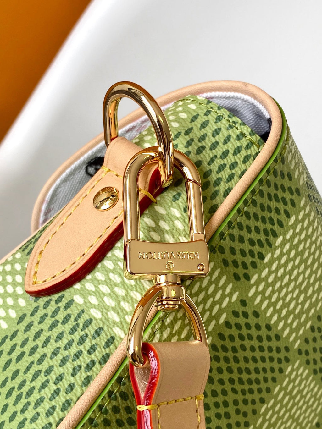 LV WOMENS BAG