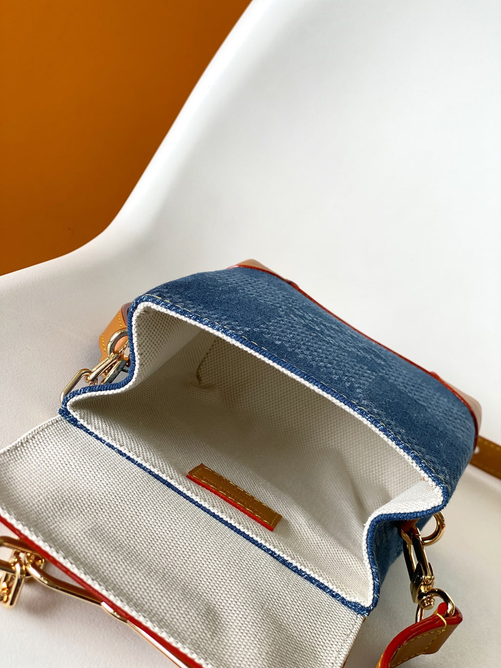 LV WOMENS BAG