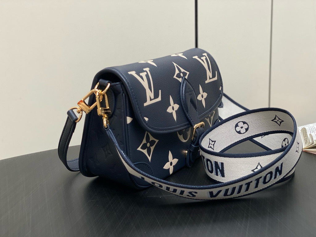LV WOMENS BAG