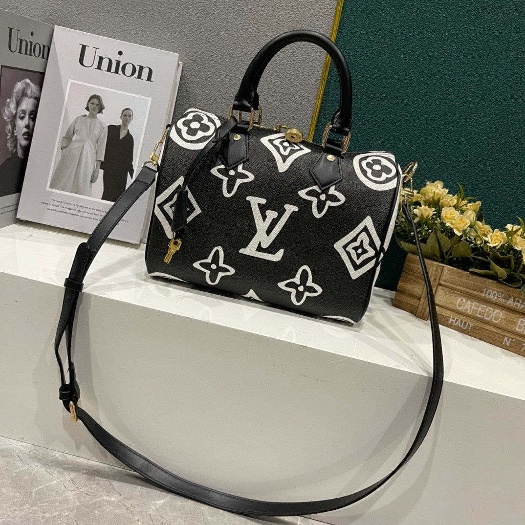 LV WOMENS BAG