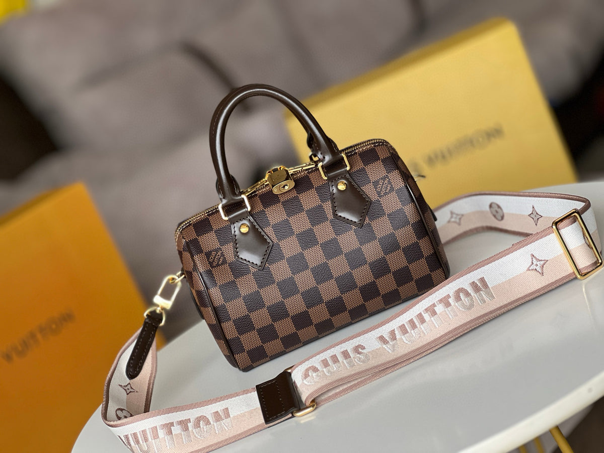 LV WOMENS BAG