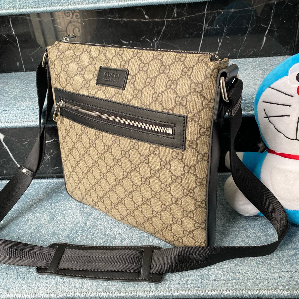 GUCCI MESSENGER BAG