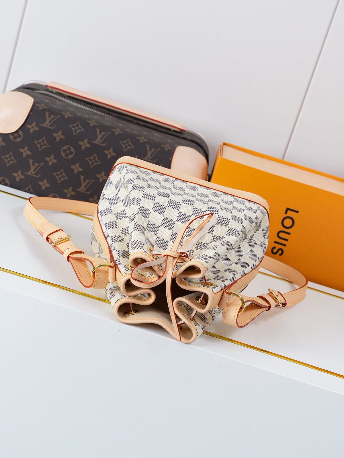 LV WOMENS BAG