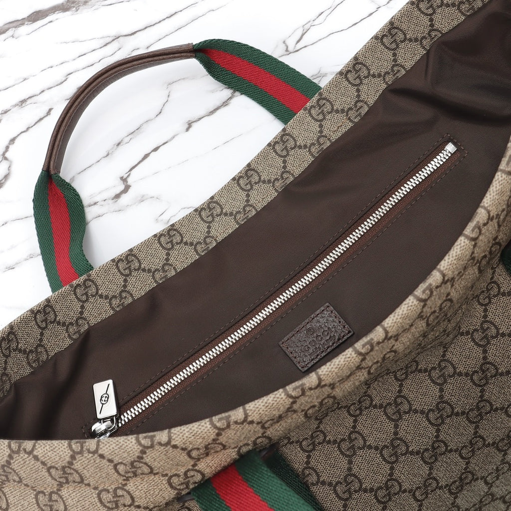 GUCCI MESSENGER BAG