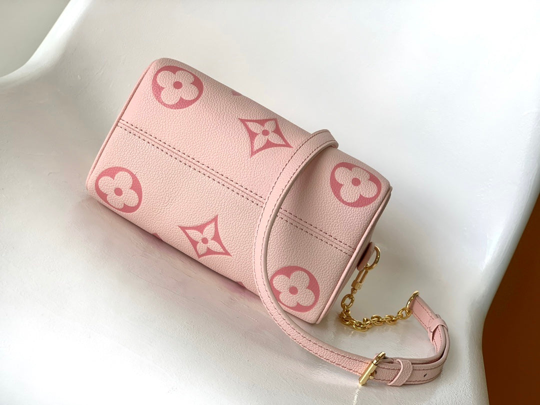 LV WOMENS BAG