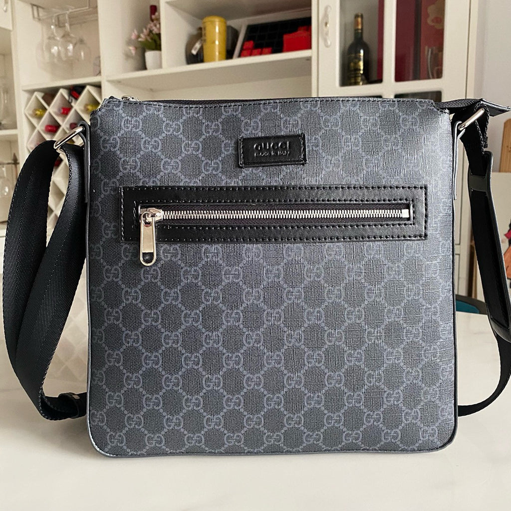 GUCCI MESSENGER BAG