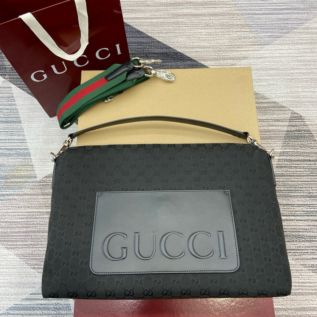 GUCCI MESSENGER BAG