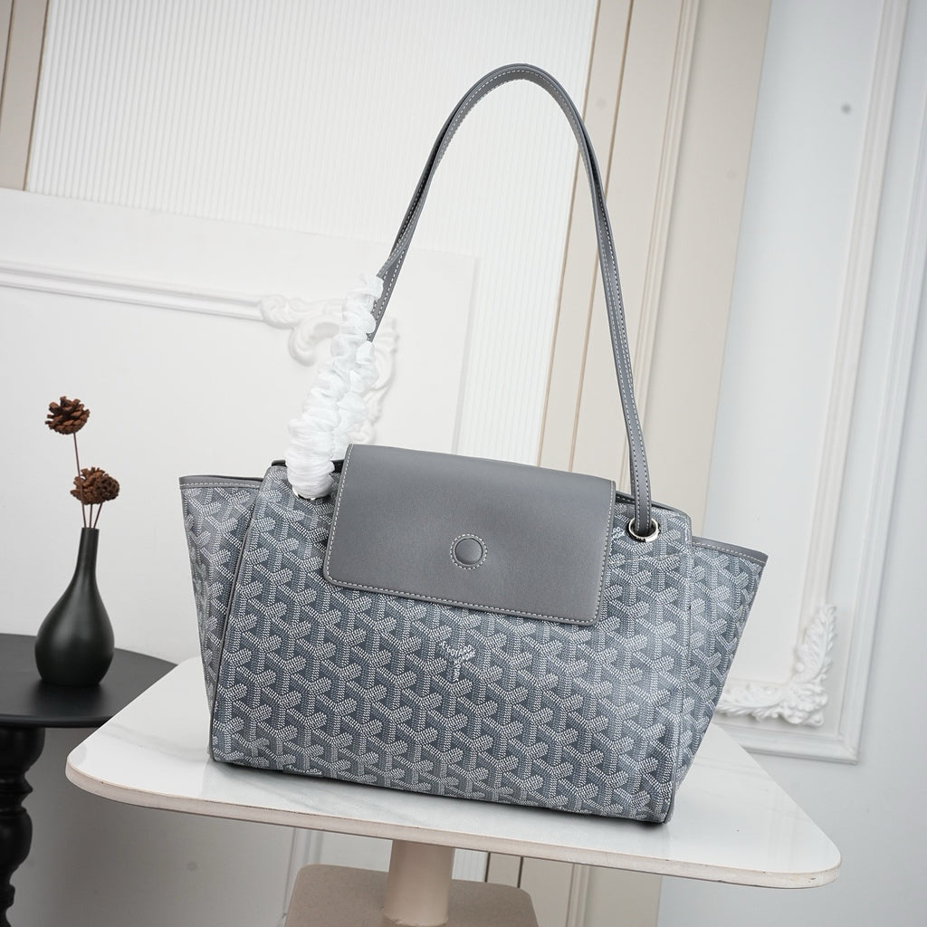 GOYARD WOMENS BAG