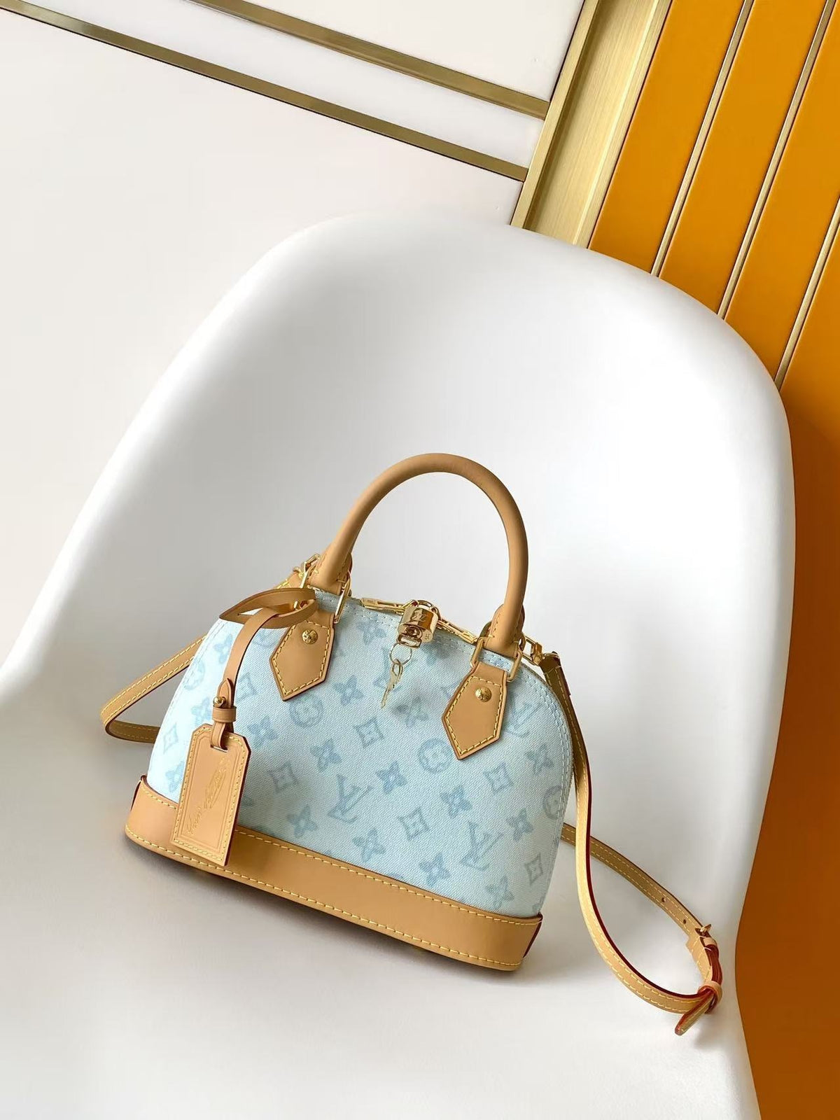 LV WOMENS BAG