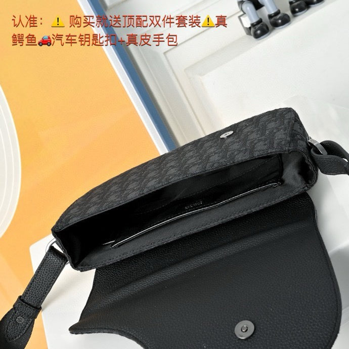 DIOR MESSENGER BAG