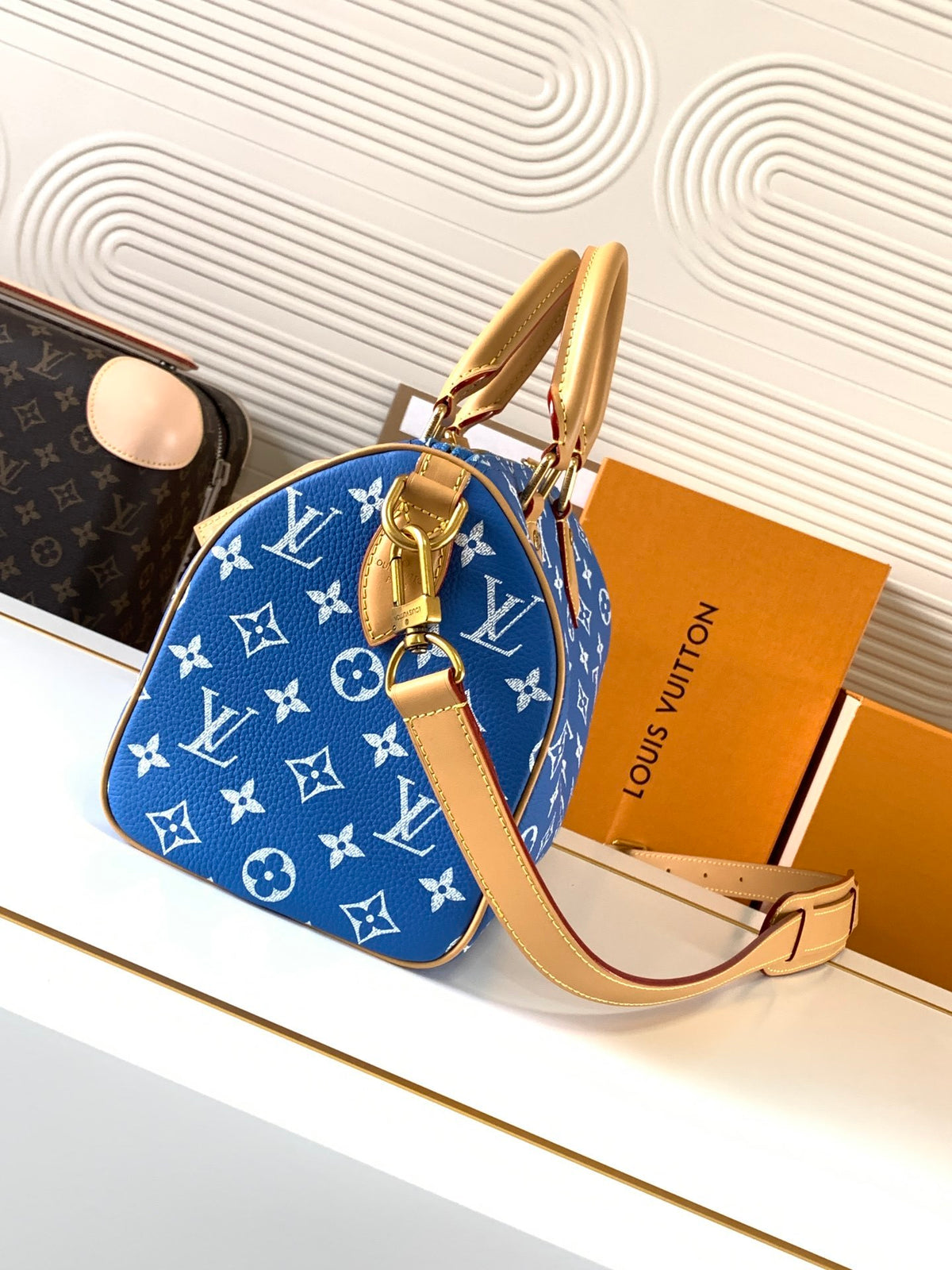 LV WOMENS BAG