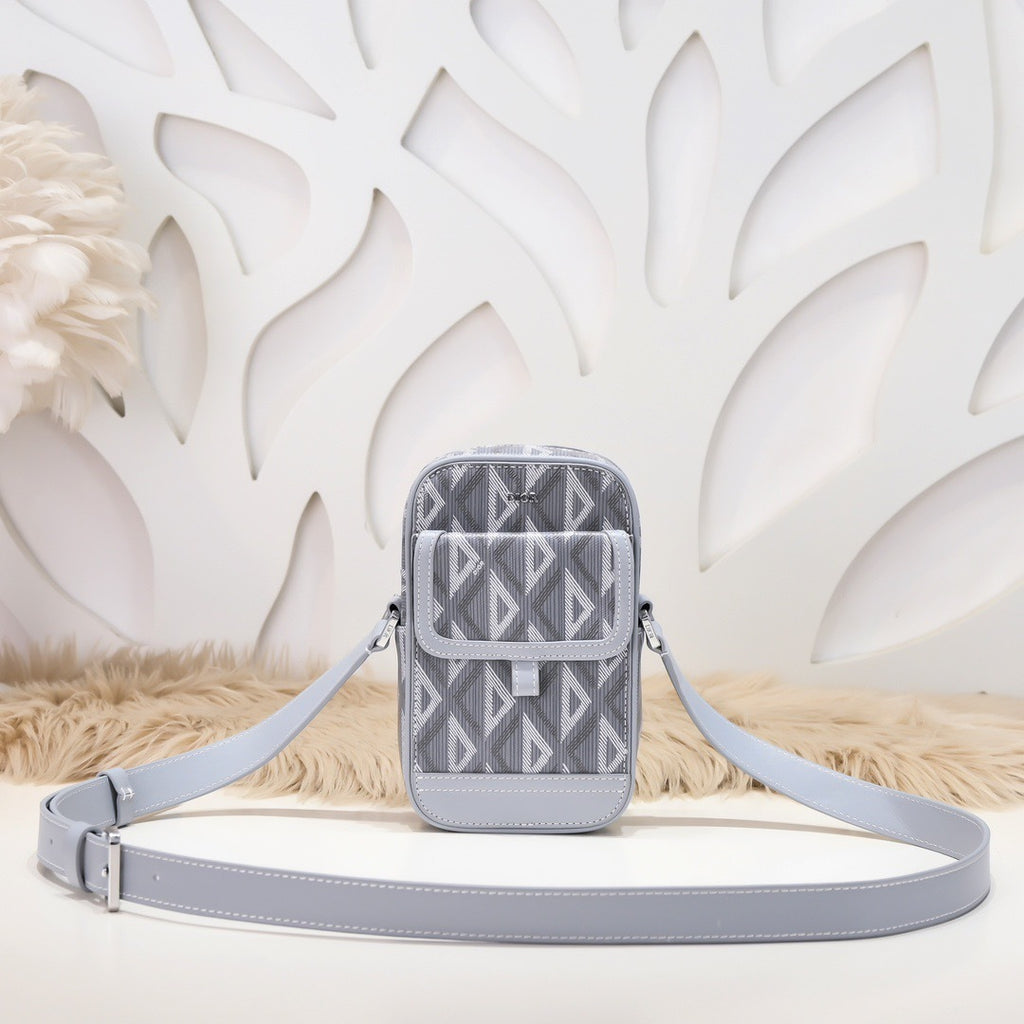 DIOR MESSENGER BAG